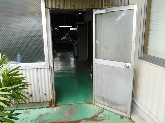 倉庫入口ドア取替工事　施工事例　名古屋市緑区